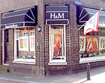 H&M Kunstwinkel & Kunstuitleen